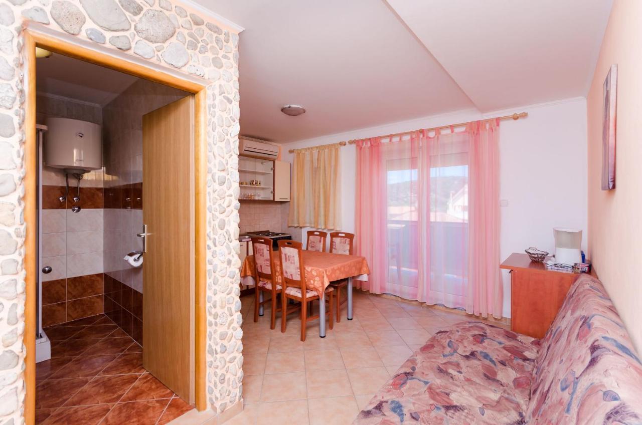 Apartments Rajka Lopar Εξωτερικό φωτογραφία