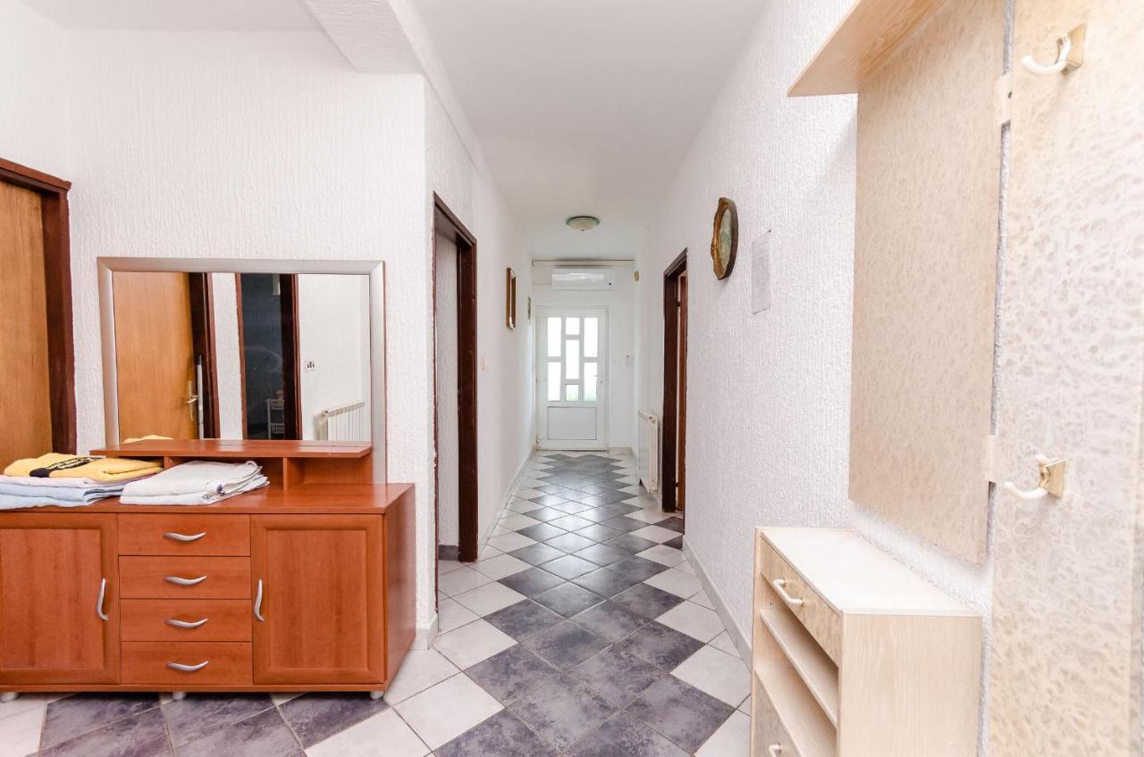 Apartments Rajka Lopar Εξωτερικό φωτογραφία