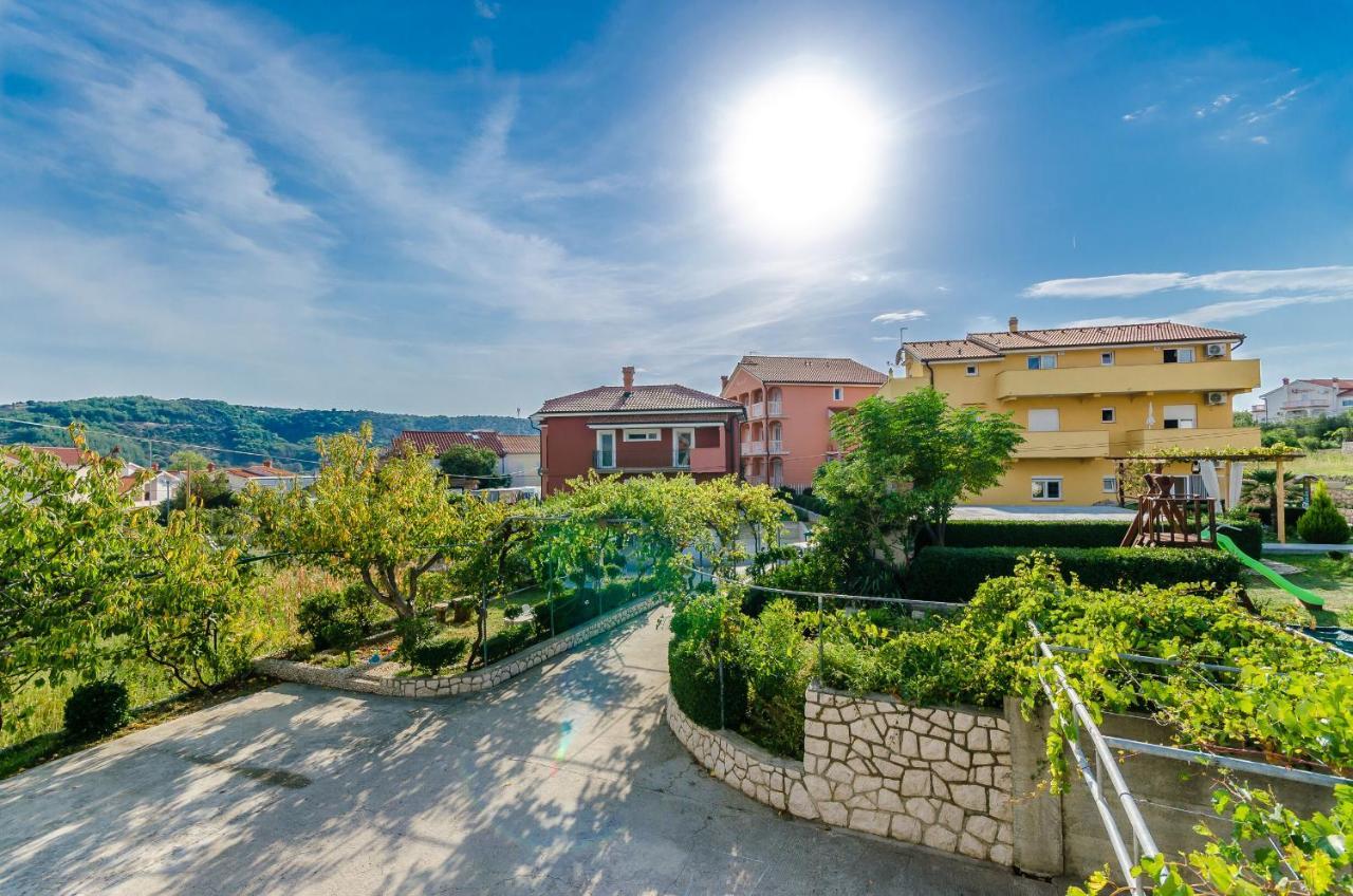 Apartments Rajka Lopar Εξωτερικό φωτογραφία