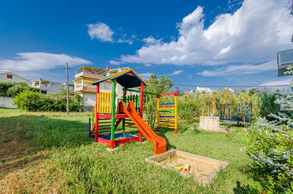 Apartments Rajka Lopar Εξωτερικό φωτογραφία